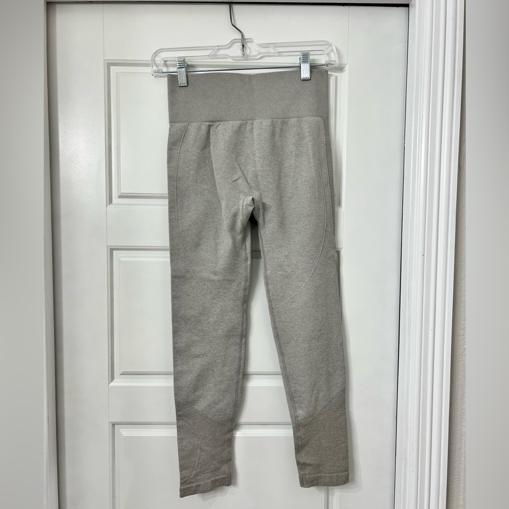 Butt scrunch workout leggings-medium